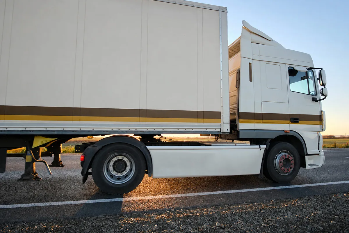 Commercial semi-truck representing UPS truck accident lawyer services in Orlando and Central Florida.